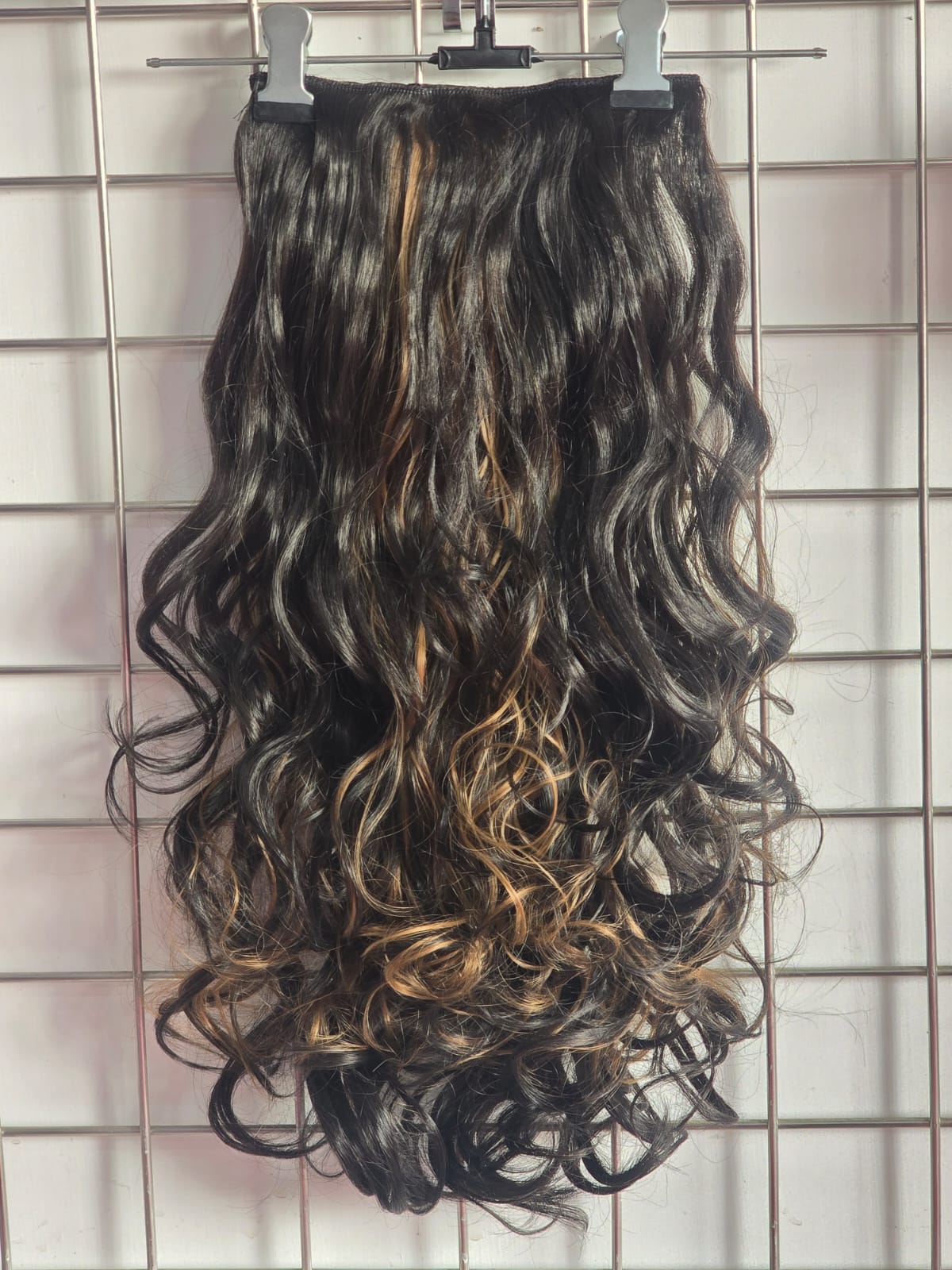 B0022 (22 inches)HAIR-O-MANIA