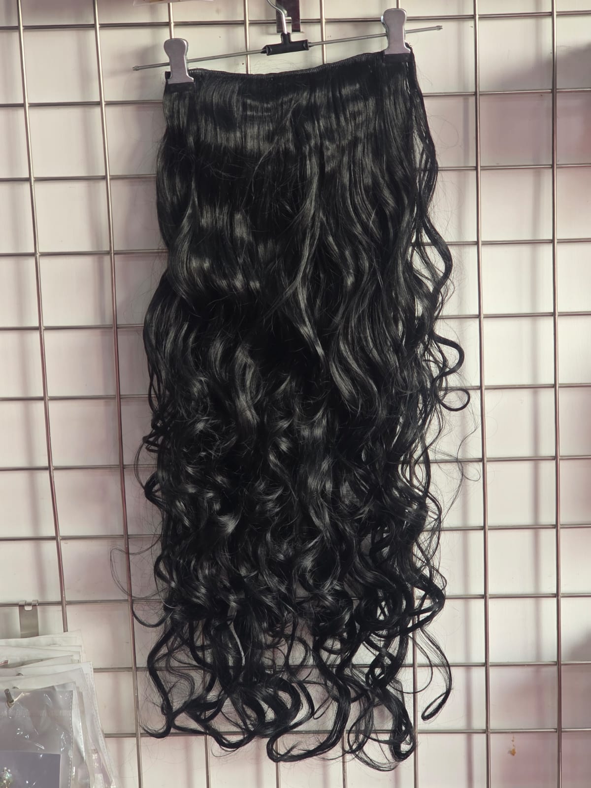 JB22 (24-26 inches) HAIR-O-MANIA